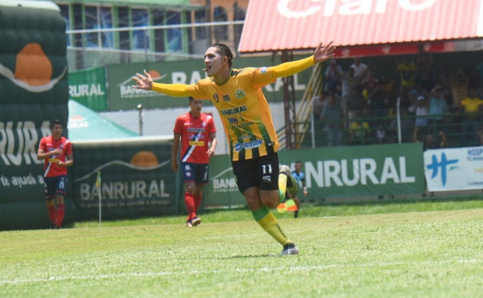 Anderson Ortíz en la mira de Comunicaciones?